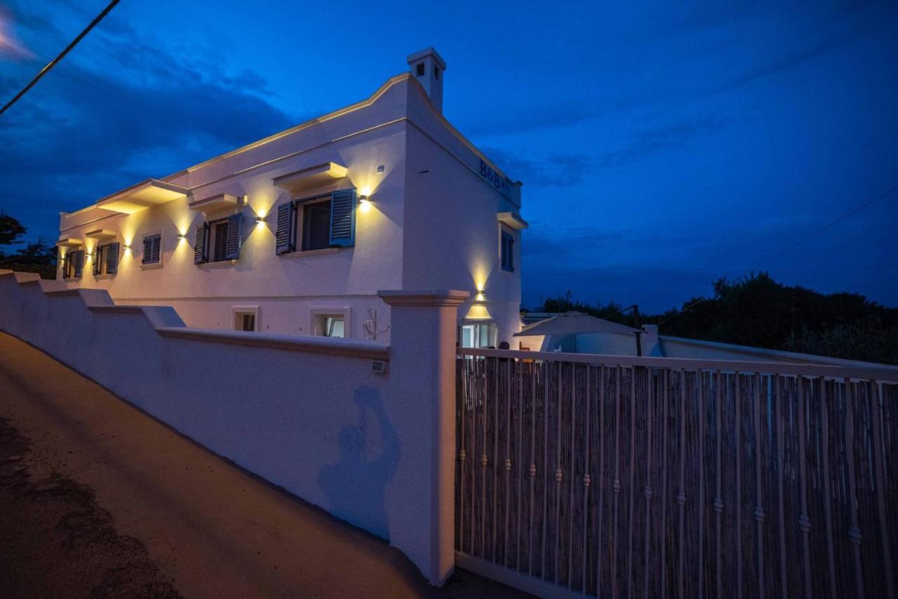 La Caletta Bed And Breakfast 토레 산타 사비나 외부 사진