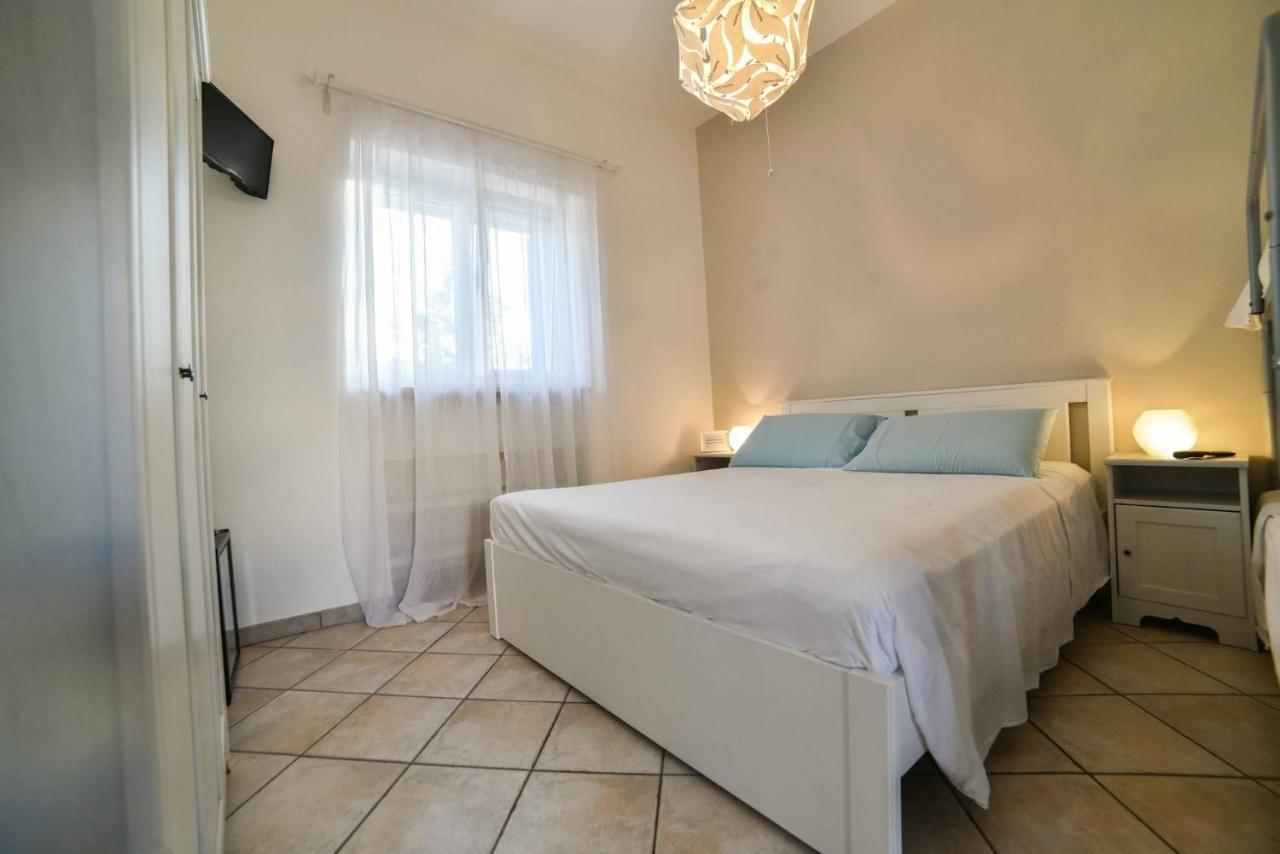 La Caletta Bed And Breakfast 토레 산타 사비나 외부 사진